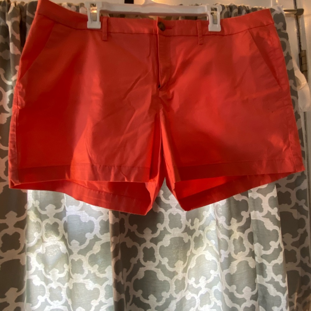 Old navy pink shorts